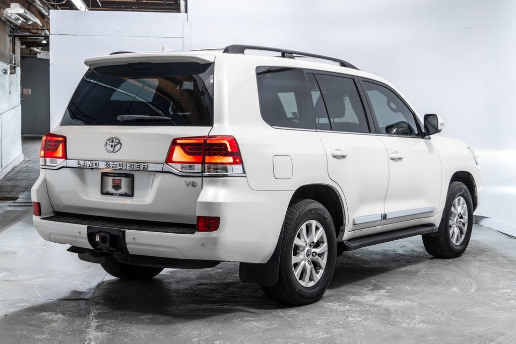 Used 2018 Toyota Land Cruiser w/ Carpet Mat Package AWD/4WD image 7