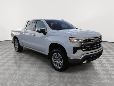 Used 2023 Chevrolet Silverado 1500 LTZ image 2