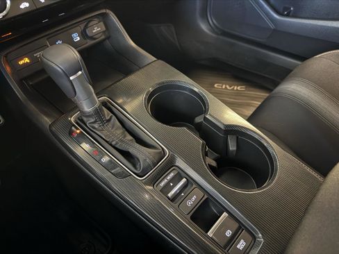 Used 2025 Honda Civic Sport image 24