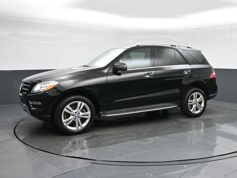 Used 2015 Mercedes-Benz ML 350 4MATIC image 3