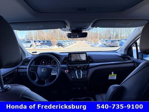 Certified 2025 Honda Odyssey Elite image 56