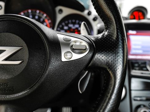 Used 2013 Nissan 370Z Touring image 20
