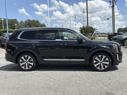 Used 2022 Kia Telluride S FWD image 8