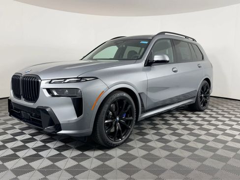 New 2026 BMW X7 xDrive40i w/ M Sport Package image 7