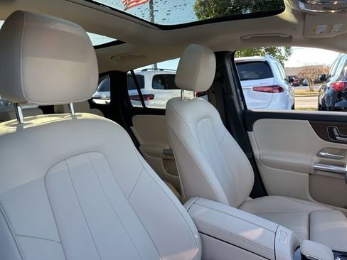 Certified 2023 Mercedes-Benz GLA 250 image 30