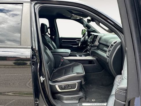 Used 2021 RAM 1500 Laramie w/ Sport Appearance Package AWD/4WD image 15