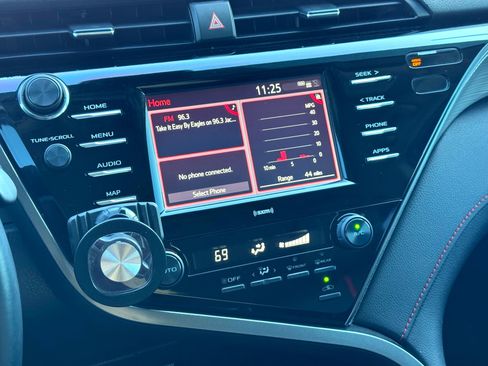 Used 2020 Toyota Camry TRD image 30