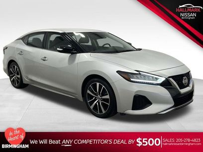 Used 2021 Nissan Maxima 3.5 SV w/ Floor Mat Group