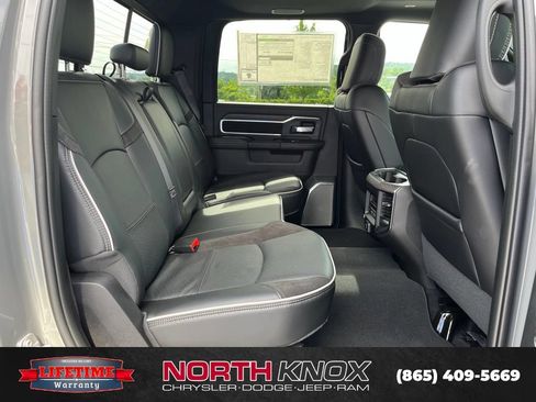 New 2026 RAM 2500 Laramie AWD/4WD image 23