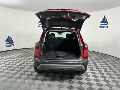 Used 2023 Nissan Rogue SV w/ SV Premium B Package image 20