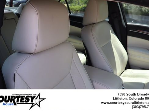 Used 2020 Chrysler 300 Limited RWD image 31