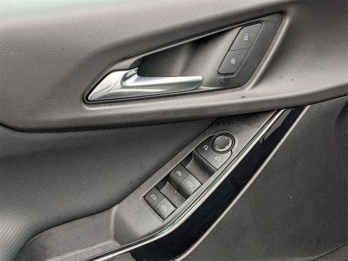 Used 2025 Chevrolet Equinox LT image 14