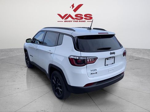 New 2026 Jeep Compass Latitude AWD/4WD image 3