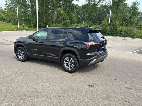 Used 2025 Chevrolet Equinox LT AWD/4WD image 4