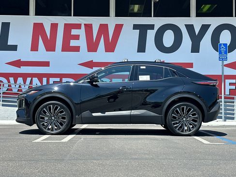 New 2026 Toyota C-HR AWD/4WD image 2