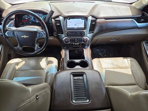 Used 2017 Chevrolet Suburban LT AWD/4WD image 22