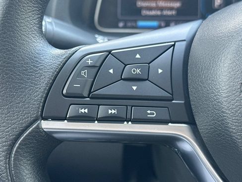 Certified 2025 Nissan Leaf S FWD image 27
