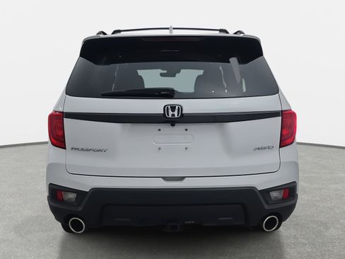 Certified 2025 Honda Passport EX-L image 6