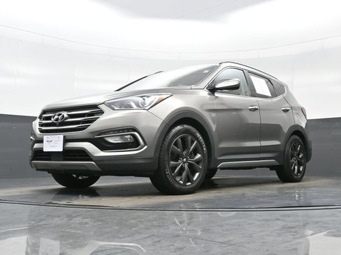 Used 2017 Hyundai Santa Fe Sport w/ 2.0T Ultimate Tech Package 05 AWD/4WD image 27