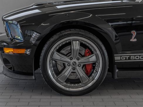 Used 2007 Ford Mustang Shelby GT500 RWD image 4