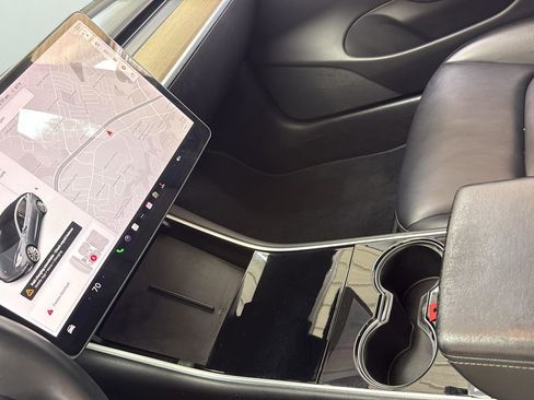 Used 2018 Tesla Model 3 Long Range image 21