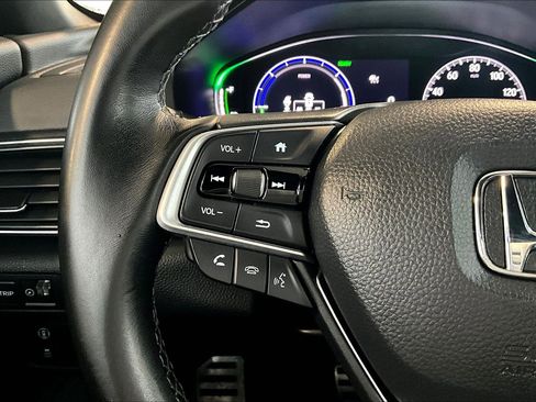 Used 2022 Honda Accord Sport image 19