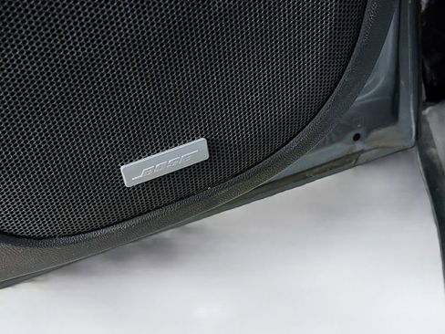 Certified 2021 GMC Acadia SLT w/ Trailering Package image 18