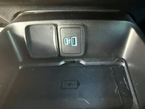 Used 2022 Ford Bronco Wildtrak image 24