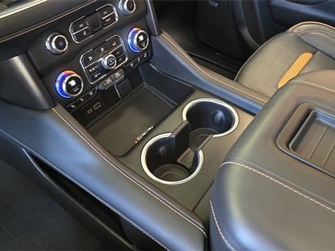 Used 2023 GMC Yukon AT4 w/ AT4 Premium Package image 22