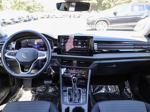 Certified 2025 Volkswagen Jetta S FWD image 14