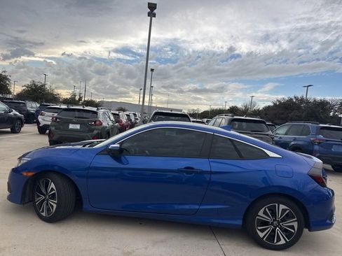 Used 2017 Honda Civic EX-L image 5