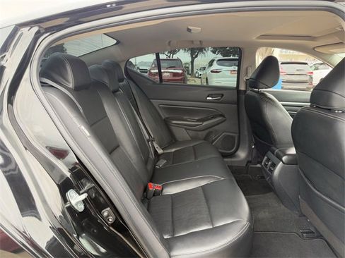 Used 2020 Nissan Altima 2.5 Platinum image 32