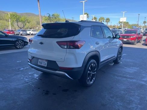 Used 2023 Chevrolet TrailBlazer LT w/ Convenience Package image 3