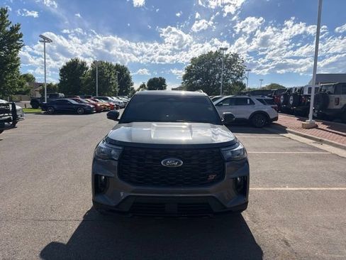 Used 2025 Ford Explorer ST w/ Sun And Sound Package AWD/4WD image 2