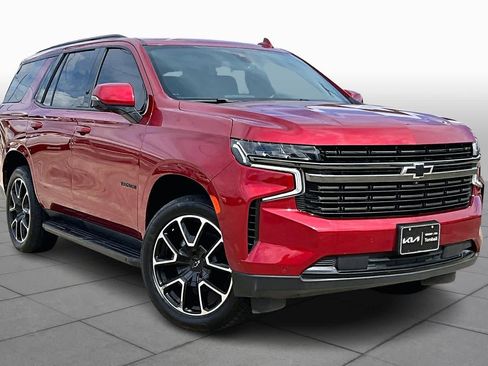 Used 2022 Chevrolet Tahoe RST w/ Luxury Package image 2