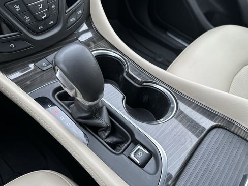 Used 2020 Buick Envision Preferred image 19