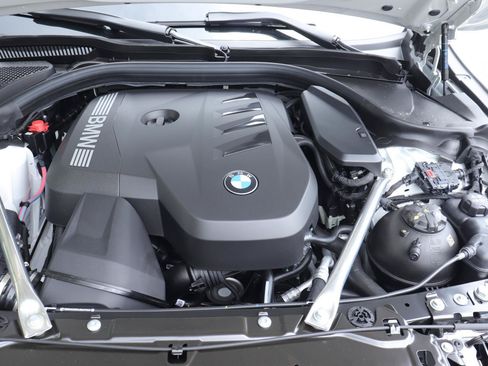 New 2027 BMW 530i RWD image 36