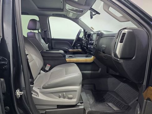 Used 2017 Chevrolet Silverado 1500 LTZ w/ High Desert Package image 29