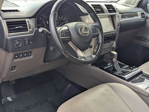 Used 2021 Lexus GX 460 Premium image 9
