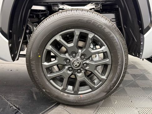 New 2026 Toyota Tundra Platinum AWD/4WD image 15