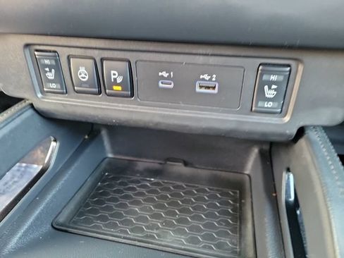 Used 2022 Nissan Frontier PRO-4X w/ Pro-4X Premium Package AWD/4WD image 31