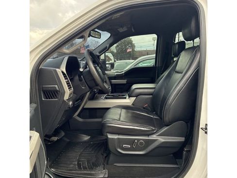Used 2019 Ford F250 Lariat w/ Lariat Ultimate Package image 2