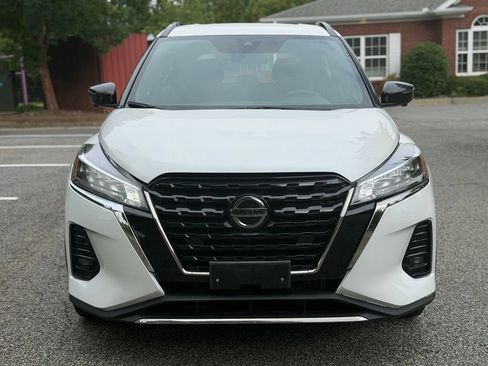 Used 2021 Nissan Kicks SR FWD image 8