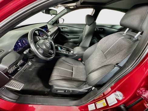 Used 2024 Honda Accord Sport image 19