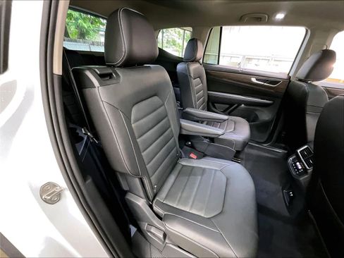 New 2026 Volkswagen Atlas SEL AWD/4WD image 26