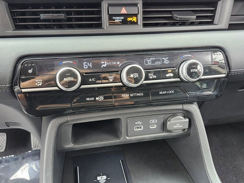 Certified 2025 Honda Pilot EX-L image 23