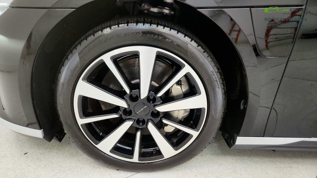 Used 2024 Lucid Air Pure RWD image 81