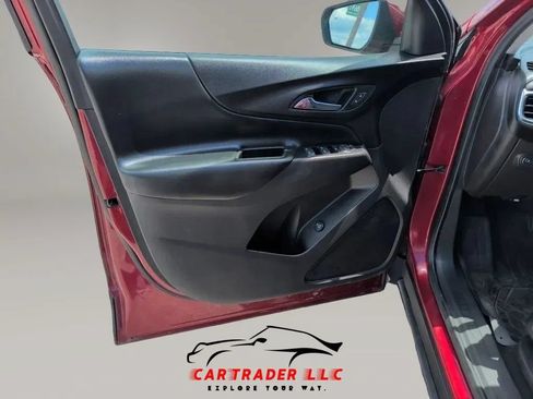 Used 2020 Chevrolet Equinox LT FWD image 16