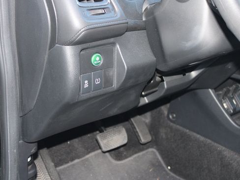 Used 2017 Honda HR-V EX image 21