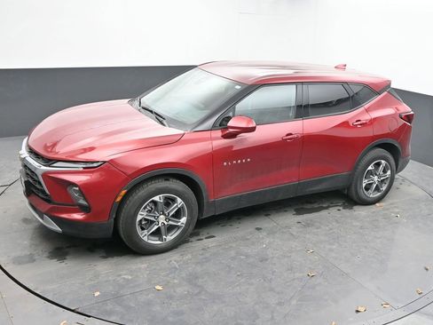 Used 2025 Chevrolet Blazer LT image 39